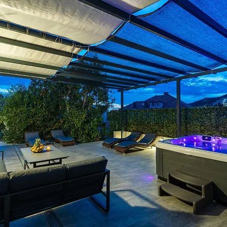 Apartamento Dolores With Terrace & Jacuzzi Dubrovnik