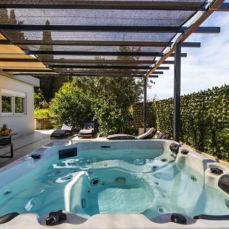 Apartment Dolores With Terrace & Jacuzzi *