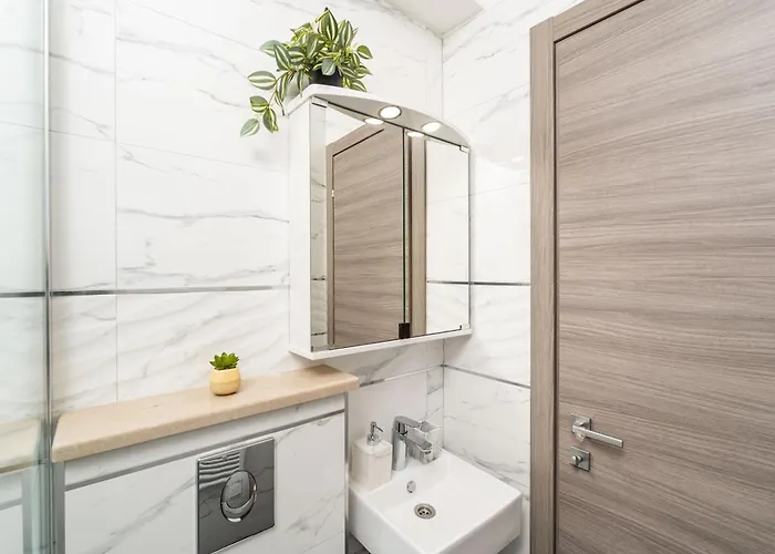 Apartmán Dolores With Terrace & Jacuzzi