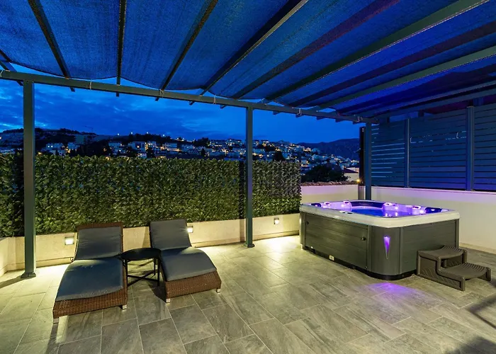 Apartmán Dolores With Terrace & Jacuzzi