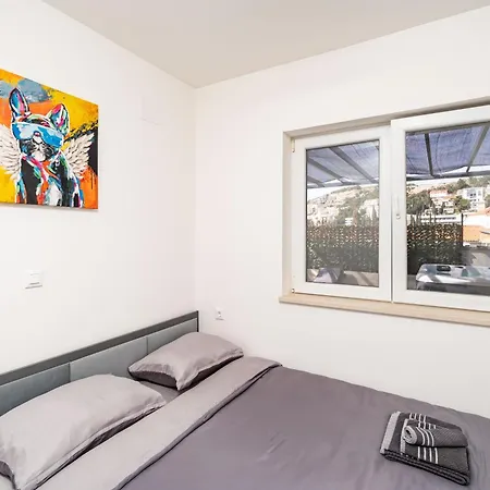 Dolores With Terrace & Jacuzzi Apartment *