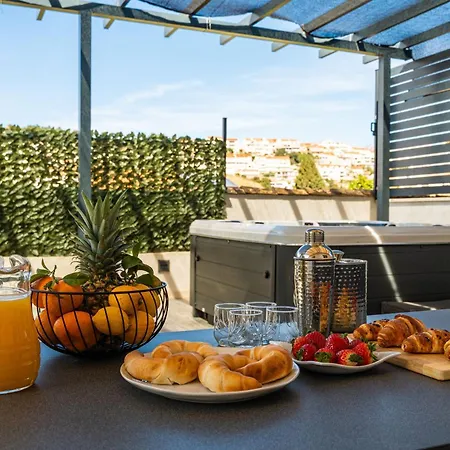 Dolores With Terrace & Jacuzzi *